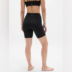 Athleta transcend biker shorts